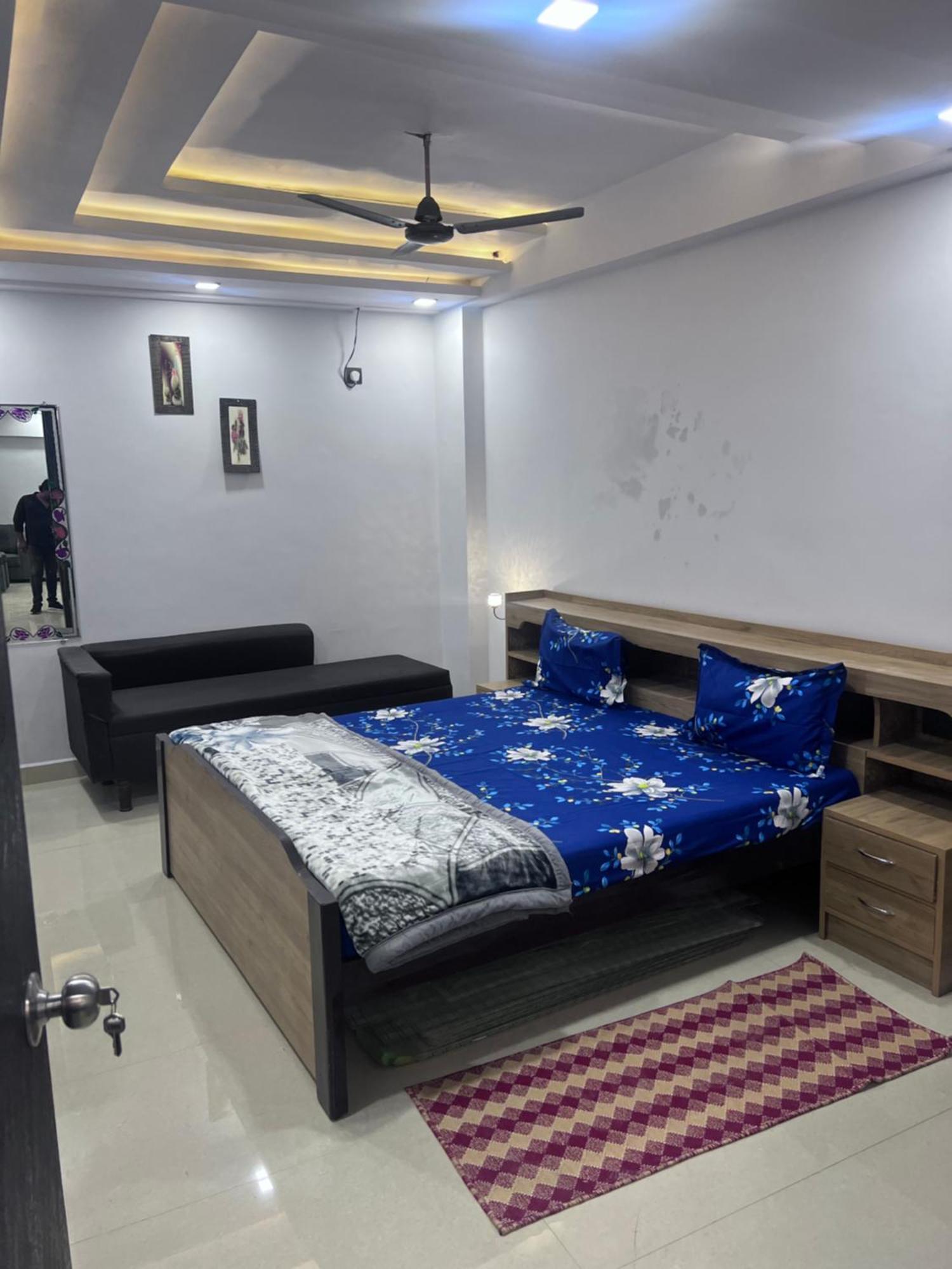 J K Apartment Allāhābād Junction Exteriér fotografie